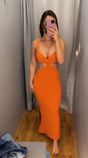 Larissa Tomásia feet photo 2