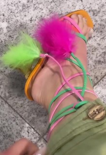 Larissa Tomásia feet photo 11