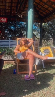 Larissa Tomásia feet photo 12