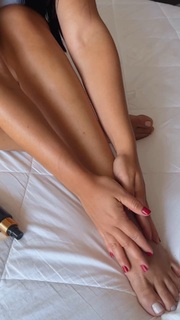 Larissa Tomásia feet photo 10