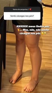 Larissa Tomásia feet photo 14