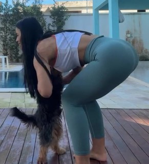 Larissa Tomásia feet photo 8