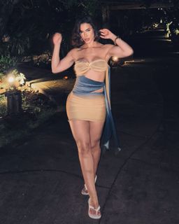 Larissa Tomásia feet photo 10