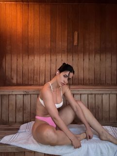 Larissa Tomásia feet photo 13