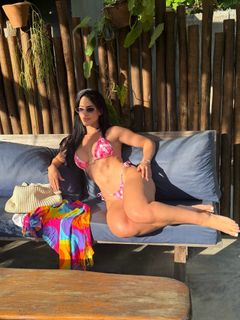 Larissa Tomásia feet photo 2