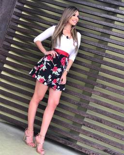 Larissa Vega feet photo 7