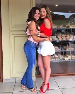 Larissa Vega feet photo 2