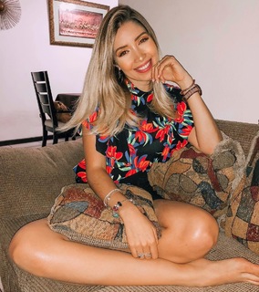 Larissa Vega feet photo 7