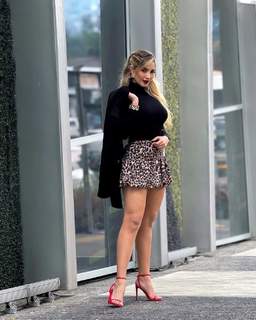 Larissa Vega feet photo 13