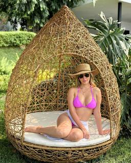Larissa Vega feet photo 5