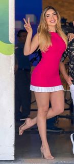 Larissa Vega feet photo 3
