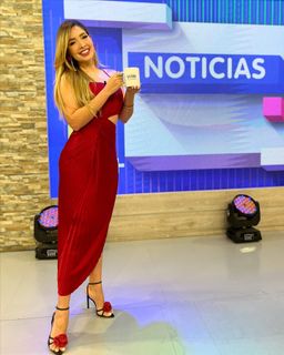Larissa Vega feet photo 15