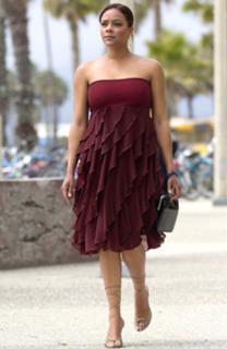 Lark Voorhies feet photo thumbnail