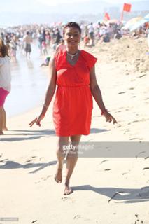 Lark Voorhies feet photo thumbnail