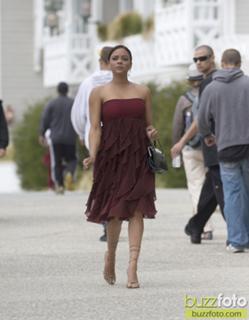 Lark Voorhies feet photo thumbnail