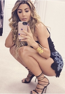Larsa Pippen feet photo thumbnail