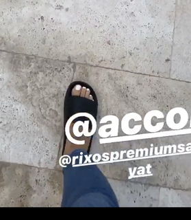 Larsa Pippen feet photo thumbnail