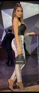 Larsa Pippen feet photo thumbnail