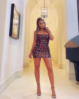 Larsa Pippen feet photo thumbnail