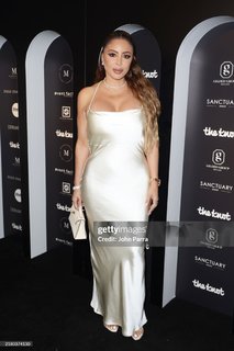 Larsa Pippen feet photo thumbnail