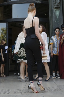 Larsen Thompson feet photo 20