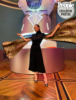 Larsen Thompson feet photo 18