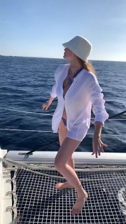 Larsen Thompson feet photo 4