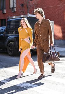 Larsen Thompson feet photo 20