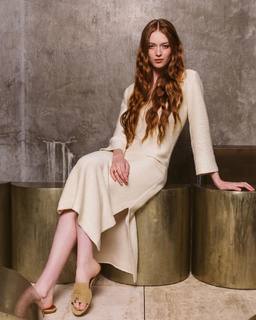 Larsen Thompson feet photo 3
