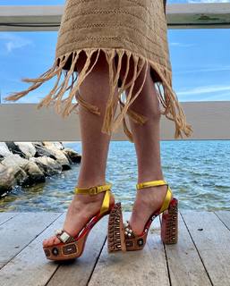Larsen Thompson feet photo 14