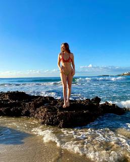 Larsen Thompson feet photo 15