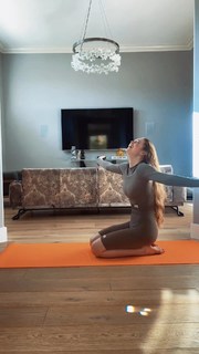 Larsen Thompson feet photo 5