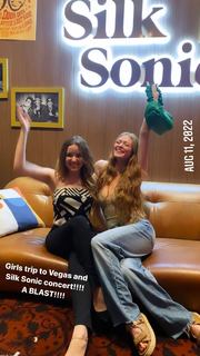 Larsen Thompson feet photo 20