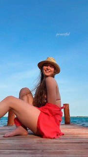 Larsen Thompson feet photo 17