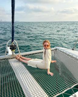 Larsen Thompson feet photo 20