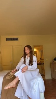 Larsen Thompson feet photo 15