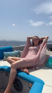 Larsen Thompson feet photo 2