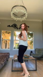 Larsen Thompson feet photo 7