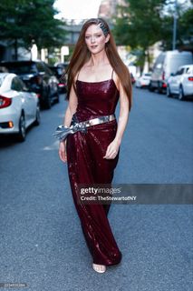 Larsen Thompson feet photo 13