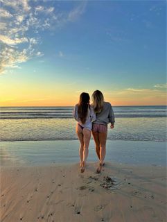 Larsen Thompson feet photo 12