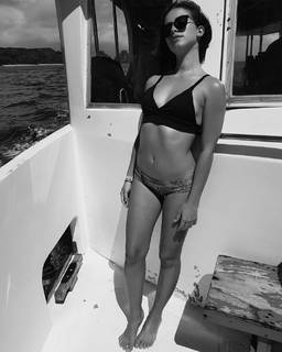 Laryssa Ayres feet photo 12
