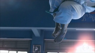 Laryssa Ayres feet photo 2