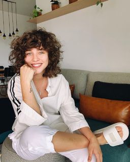 Laryssa Ayres feet photo 3