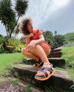 Laryssa Ayres feet photo 14