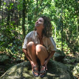 Laryssa Ayres feet photo 9