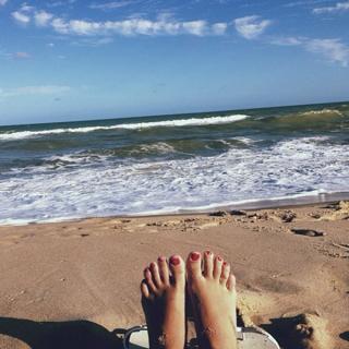 Laryssa Oliveira feet photo 6