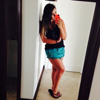 Laryssa Oliveira feet photo 19