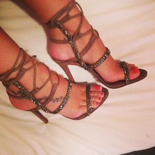 Laryssa Oliveira feet photo 19