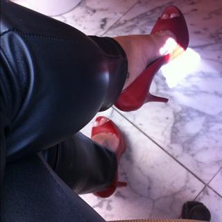 Laryssa Oliveira feet photo 14