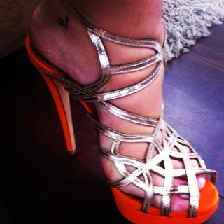 Laryssa Oliveira feet photo 2